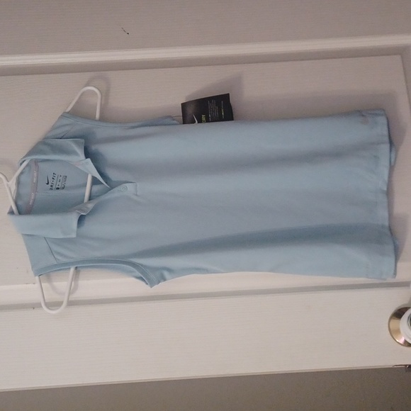 Bundle Two Golf/Fitness tops. Blue/green w/cream accents and light blue. - Picture 3 of 7